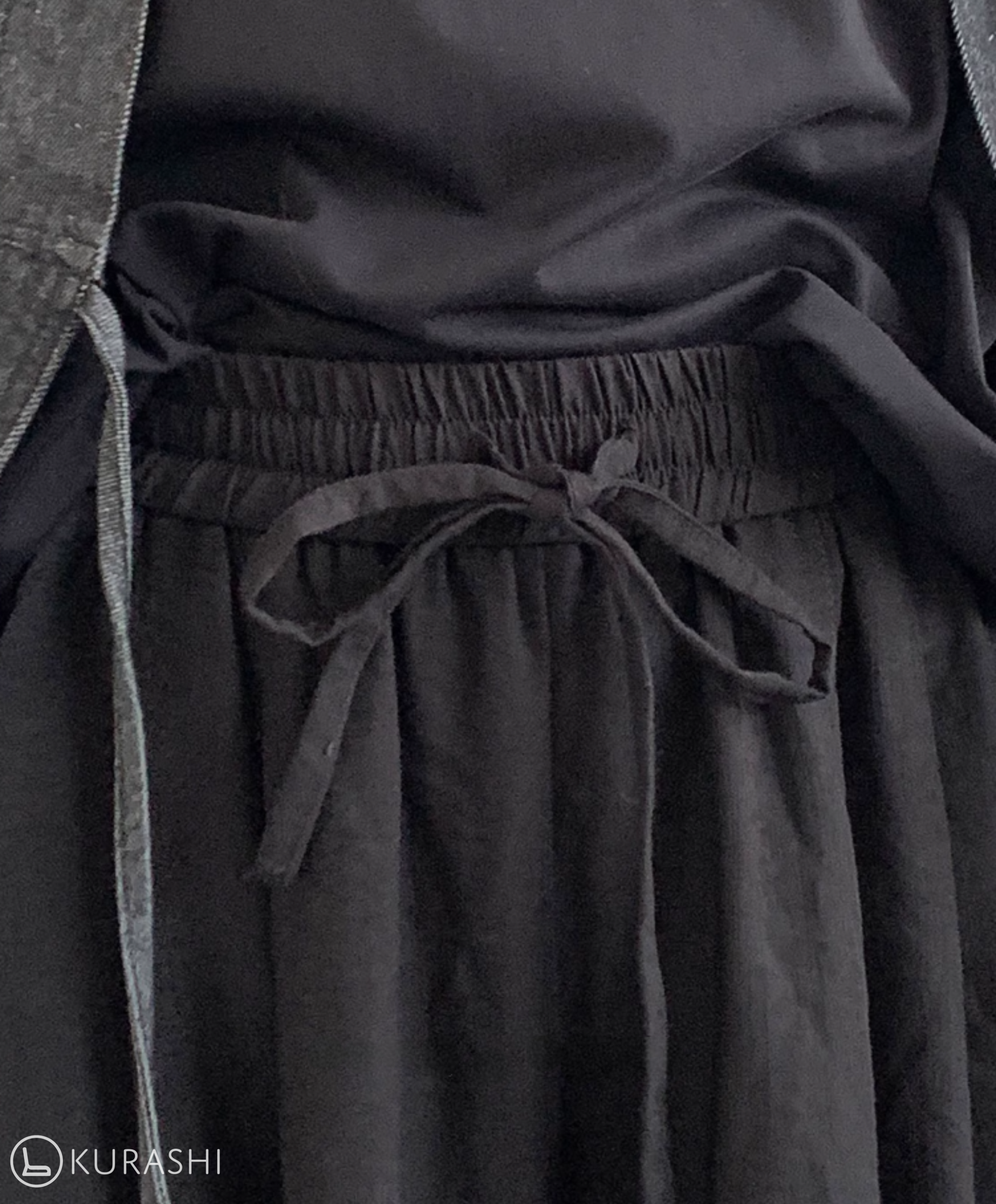 Shinkō Wide-Leg Cropped Pants