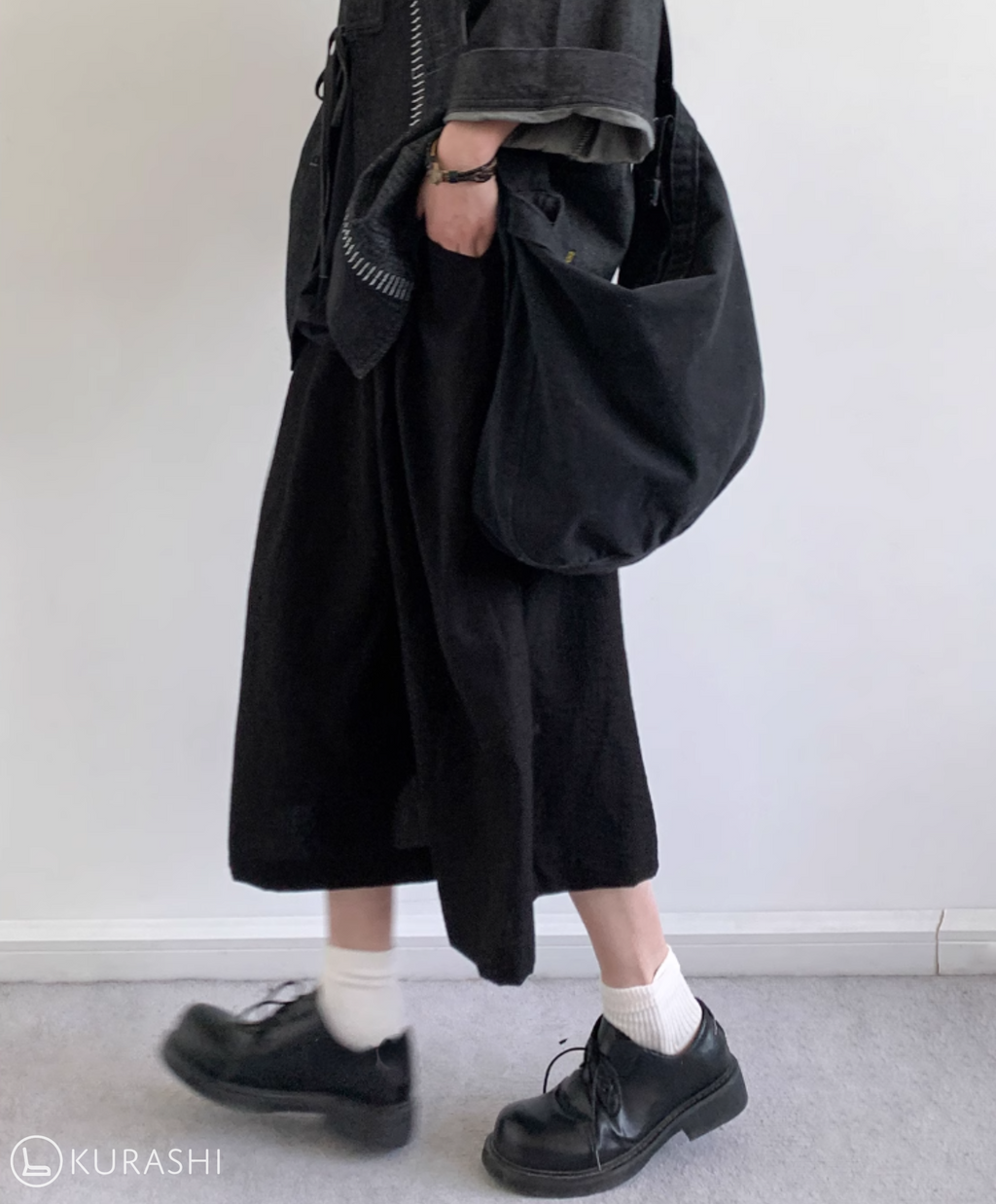 Shinkō Wide-Leg Cropped Pants