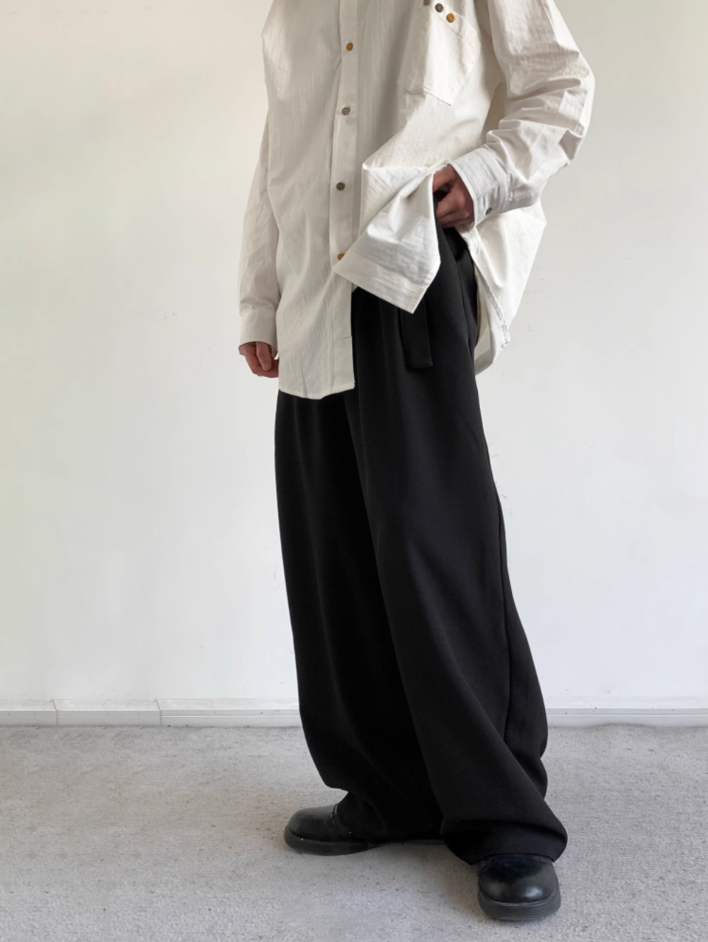 Yūgure Pleated Wide Trousers