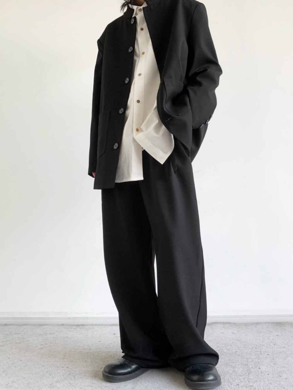 Yūgure Pleated Wide Trousers