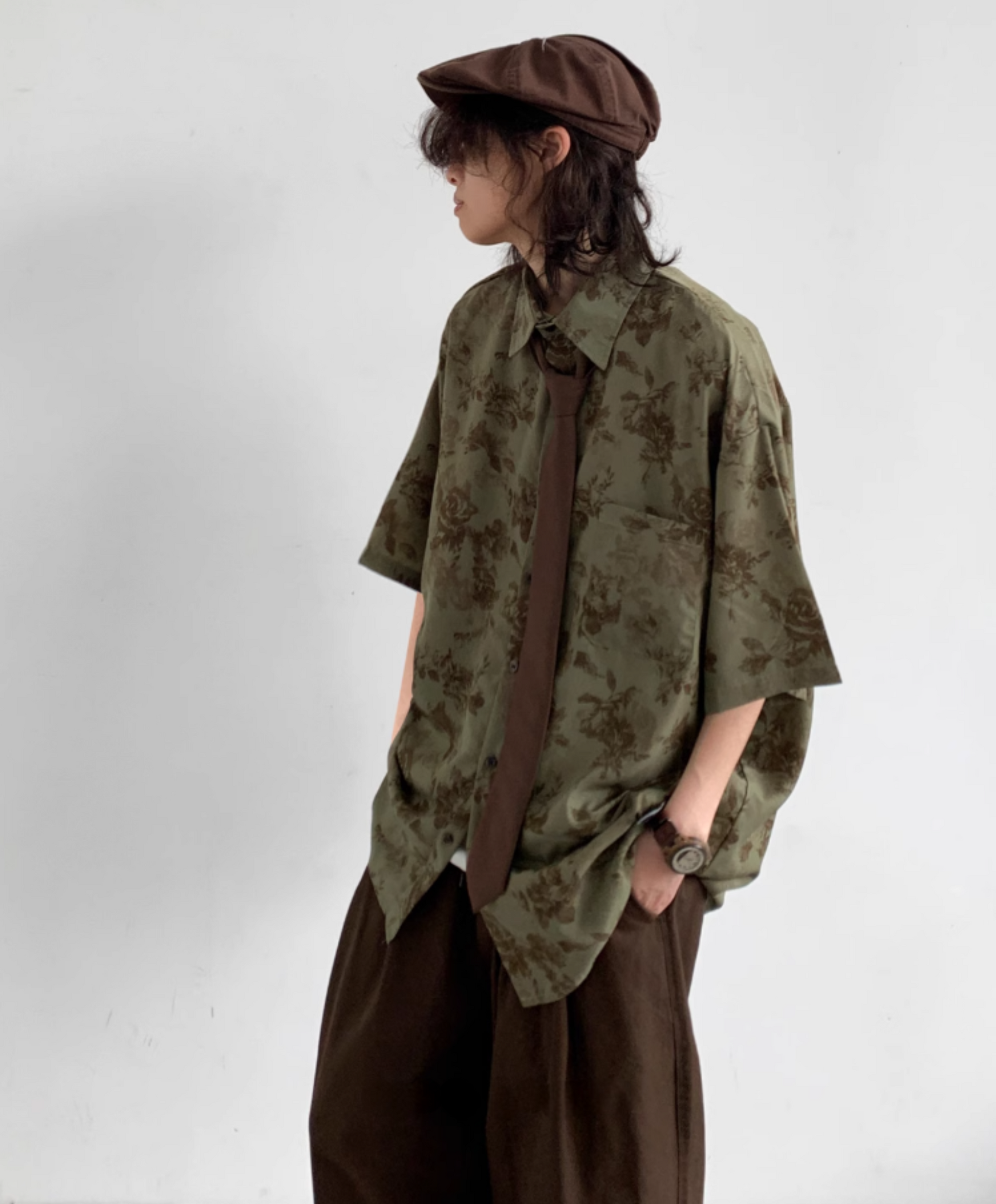 Kagetsu – Hemd mit zerknittertem Blumenmuster