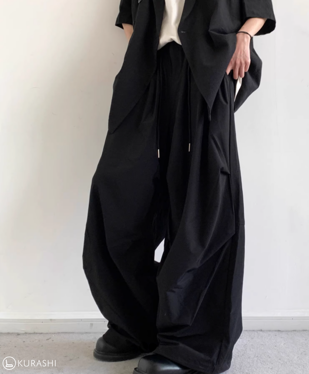 Kuronami Wide-Leg Trousers