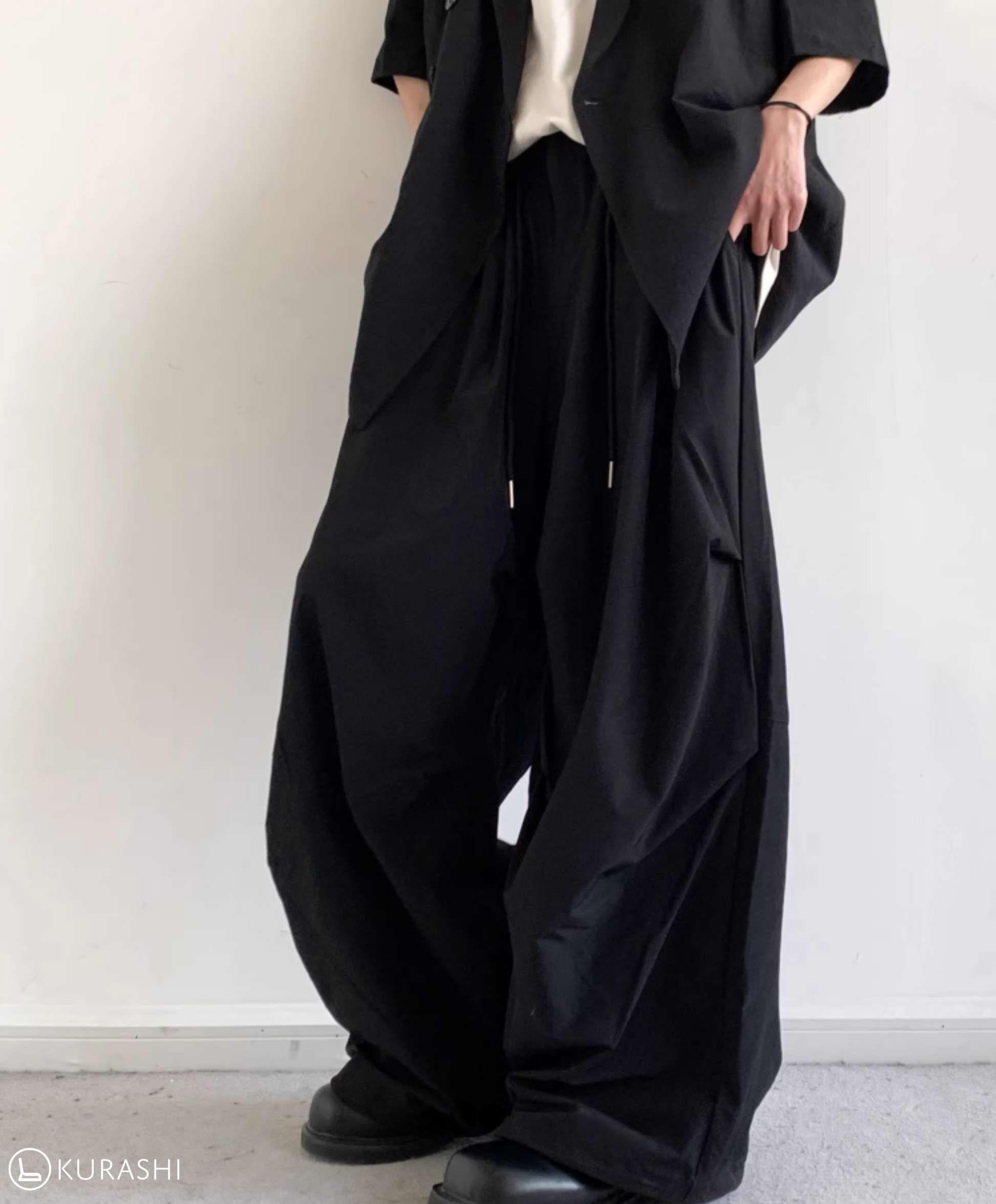 Kuronami Wide-Leg Trousers