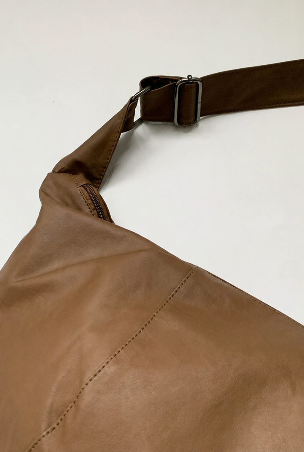 Tsukimi Crescent Shoulder Bag