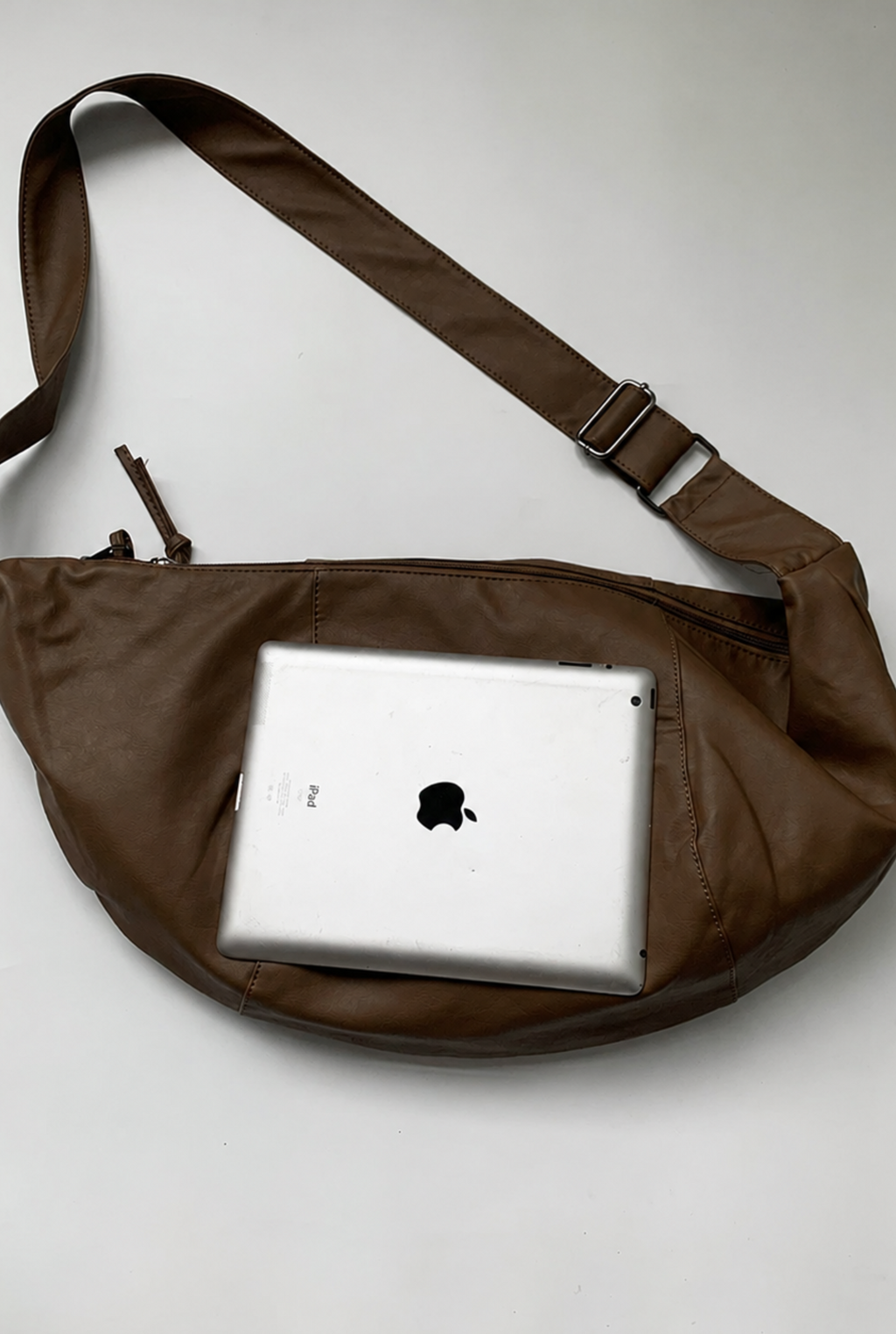 Tsukimi Crescent Shoulder Bag