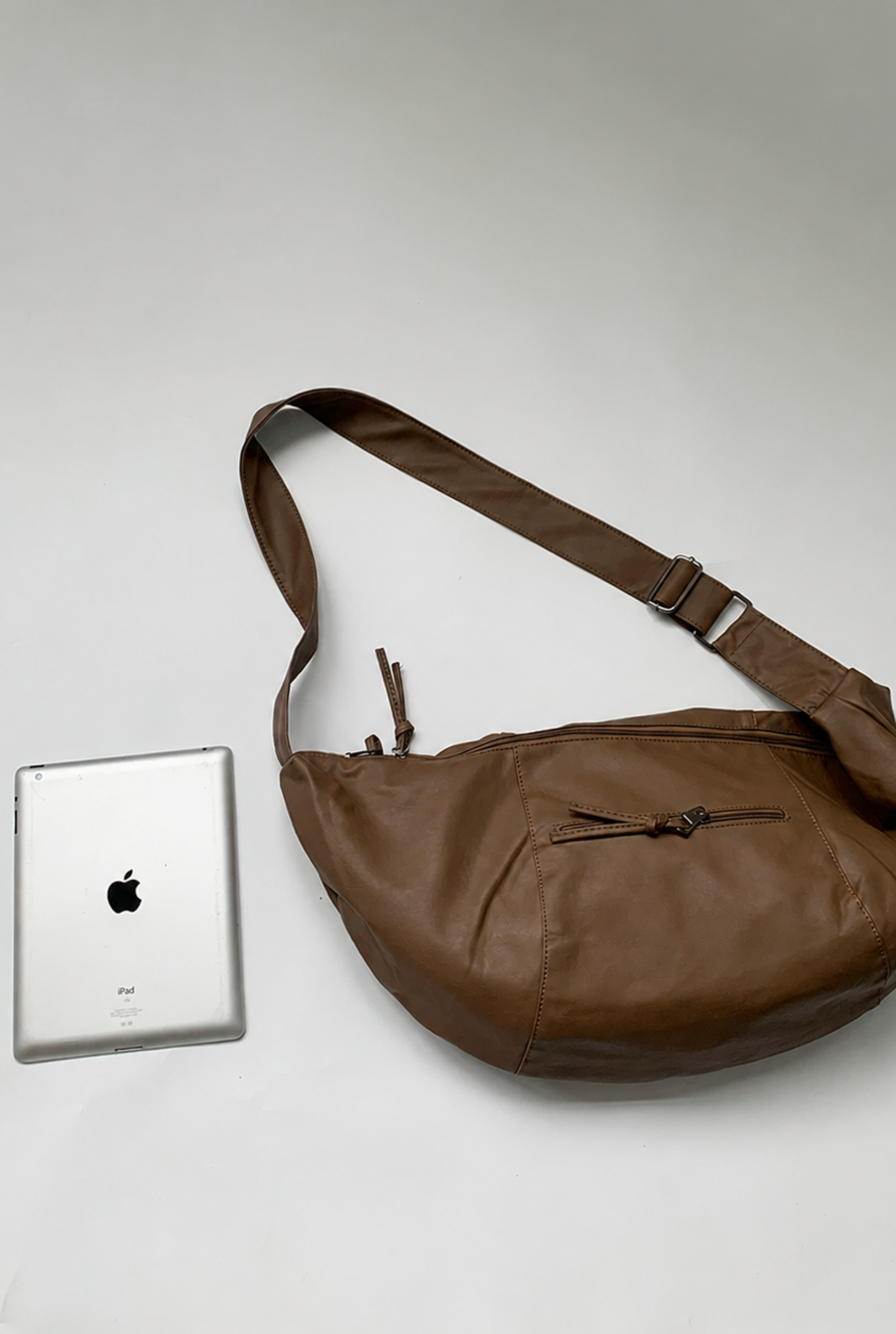 Tsukimi Crescent Shoulder Bag