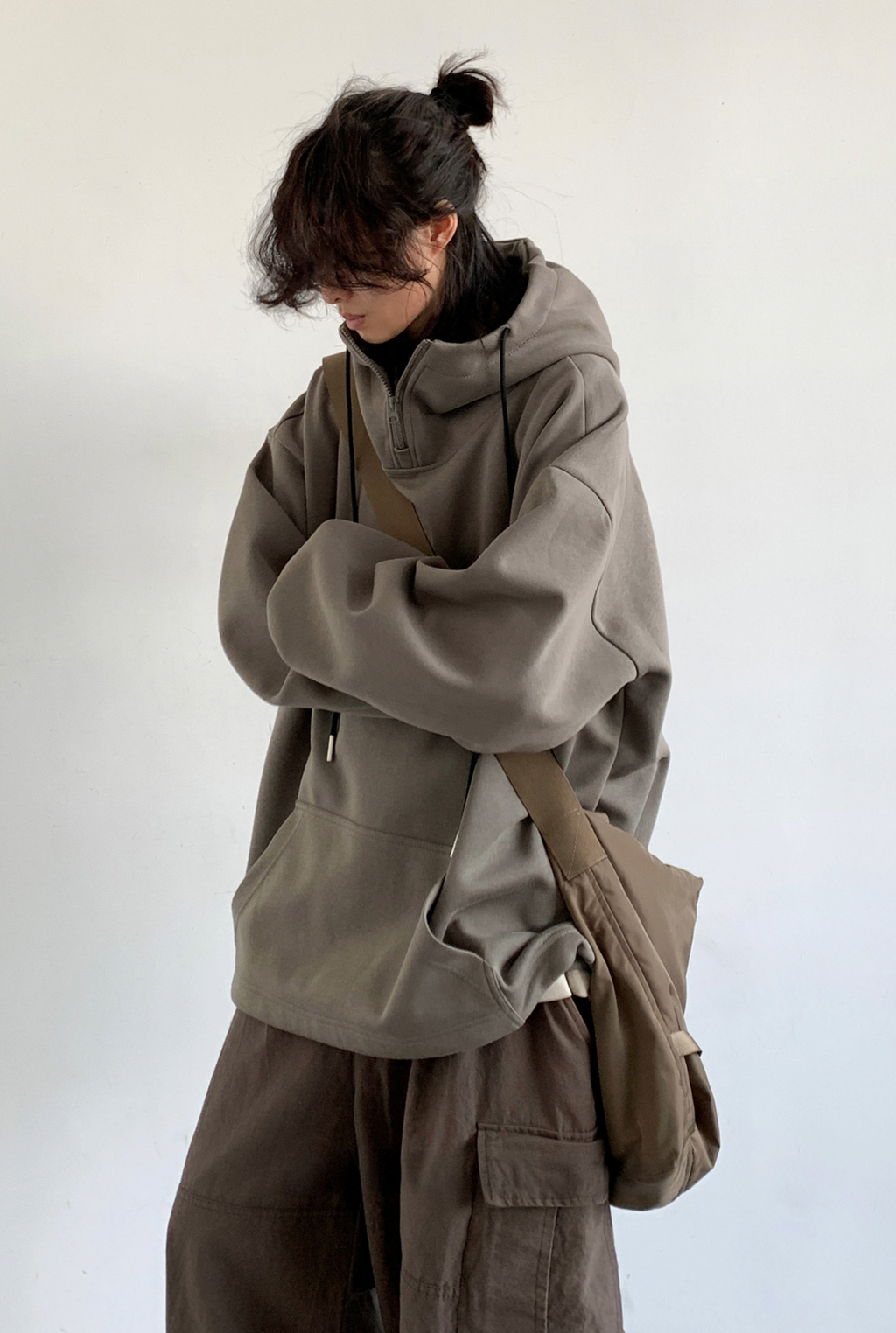 Kazenari Kapuzenjacke mit Viertelreißverschluss
