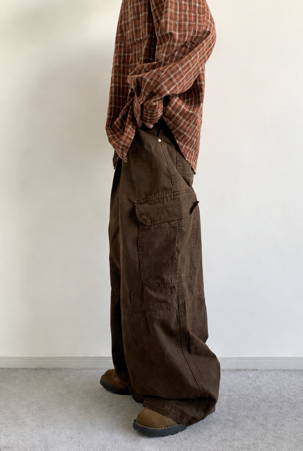 Kuro Cargo Wide-Leg Pants