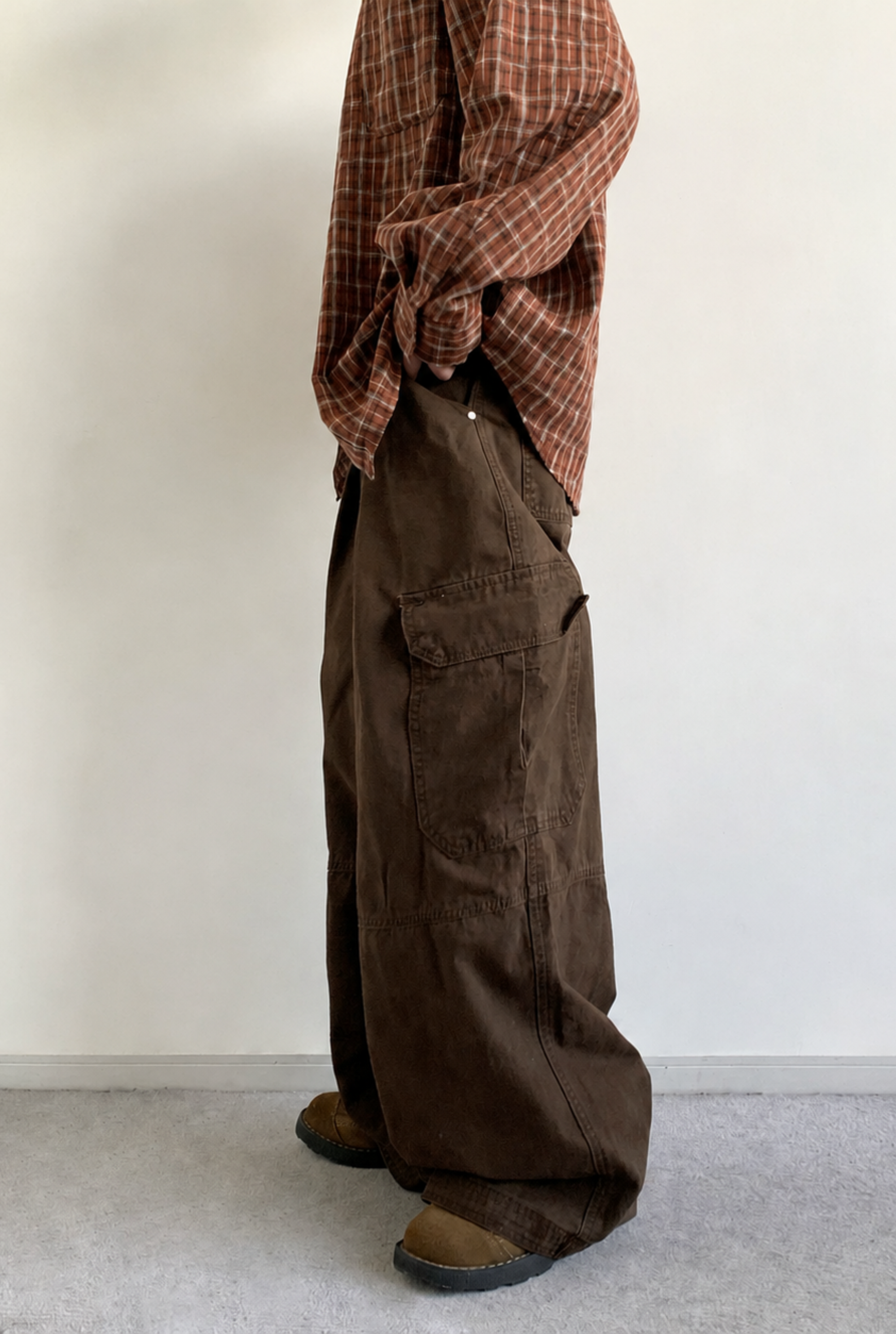 Kuro Cargo Wide-Leg Pants