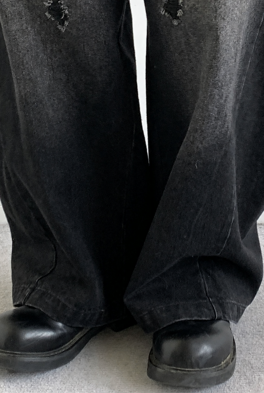 Kage Distressed Barrel Denim