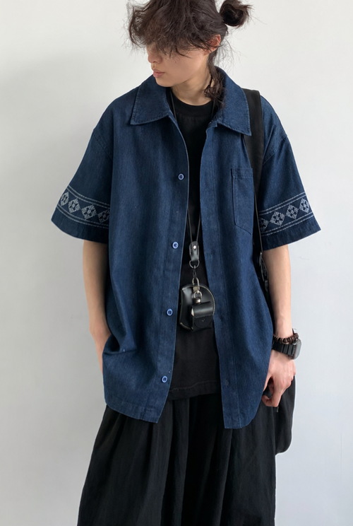 Aomi Embroidered Denim Resort Shirt