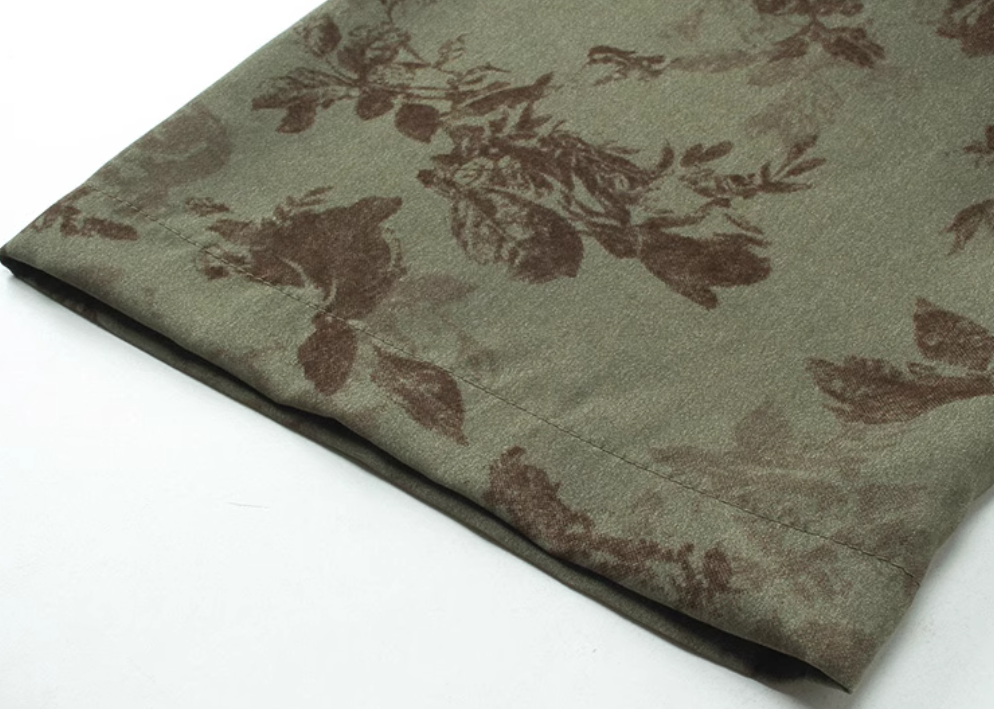 Kagetsu – Hemd mit zerknittertem Blumenmuster